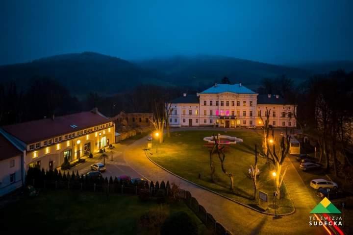 Hostel Browar Jedlinka Jedlina-Zdroj Dış mekan fotoğraf